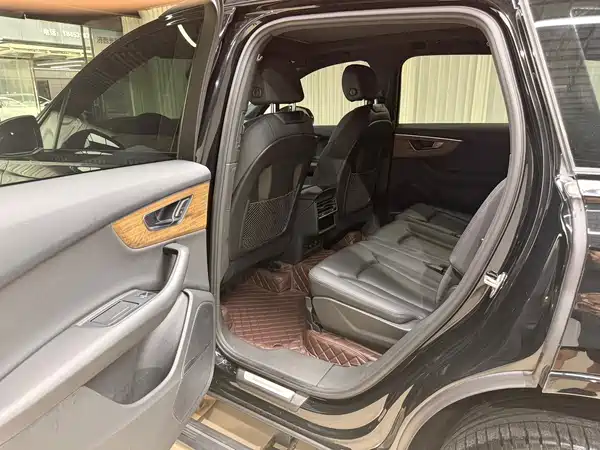 Audi Q7 2022