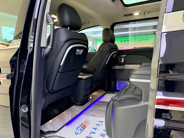 Hongqi HQ9 2022