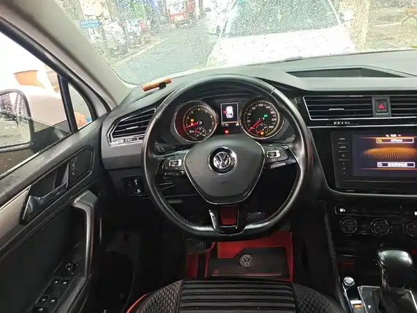 Volkswagen Tiguan L 2020