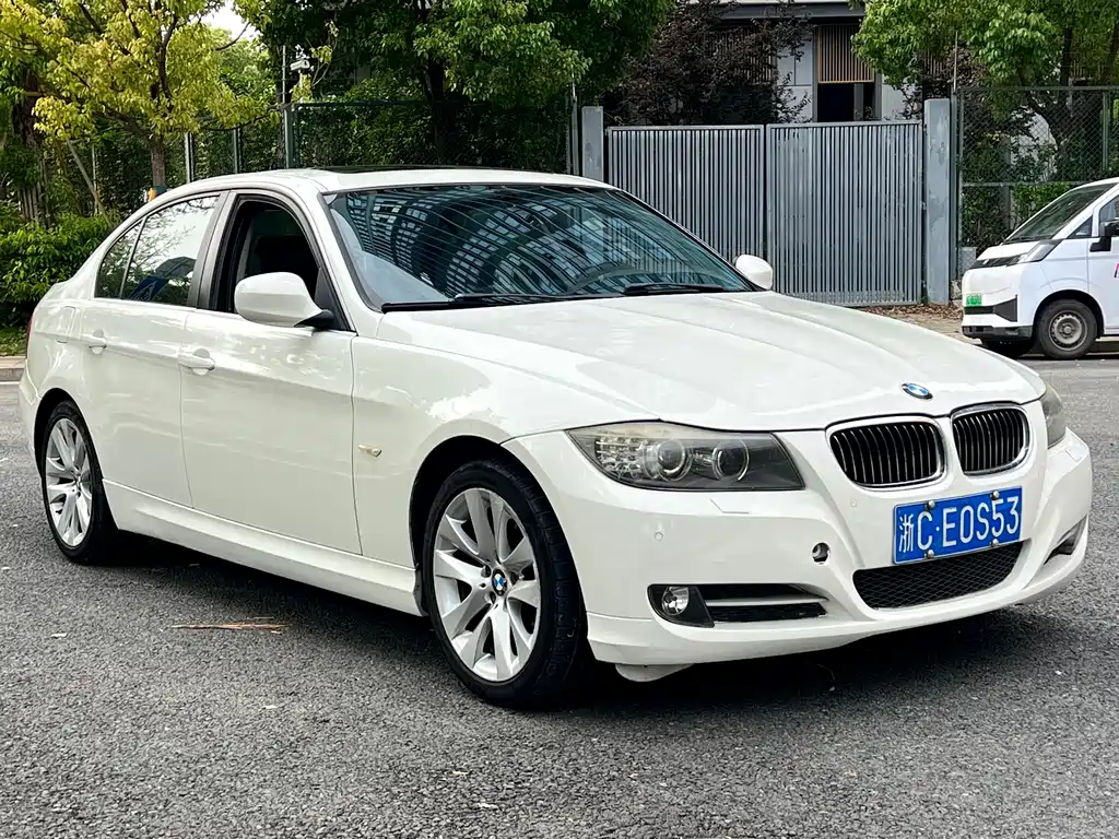 BMW 3 Series 2012 — фото 3
