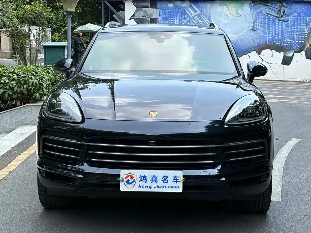 Porsche Cayenne 2019 — фото 2