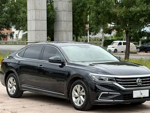 Volkswagen Passat 2021