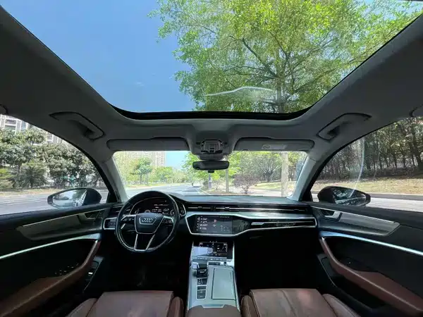 Audi A6L 2022