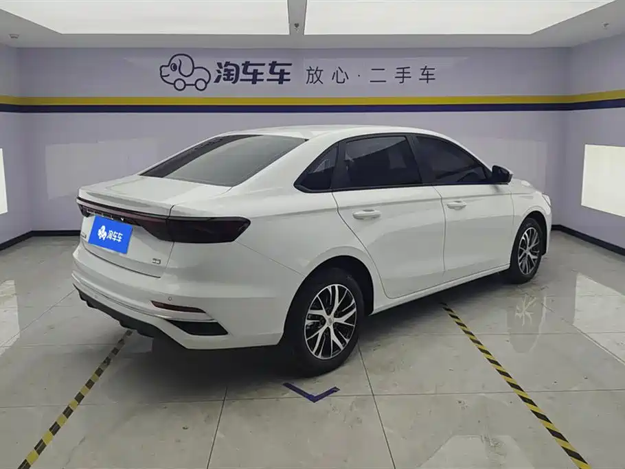 Geely Emgrand 2026