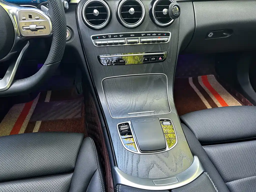 Mercedes-Benz C-Class 2020 — фото 16