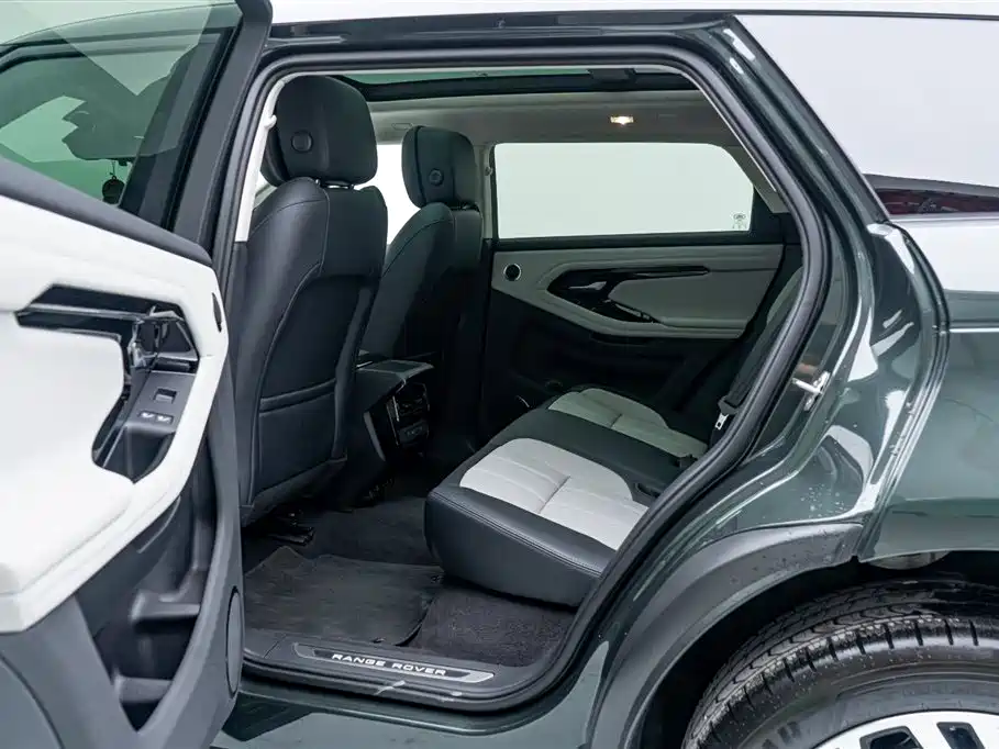 Land Rover Evoque 2026 — фото 17
