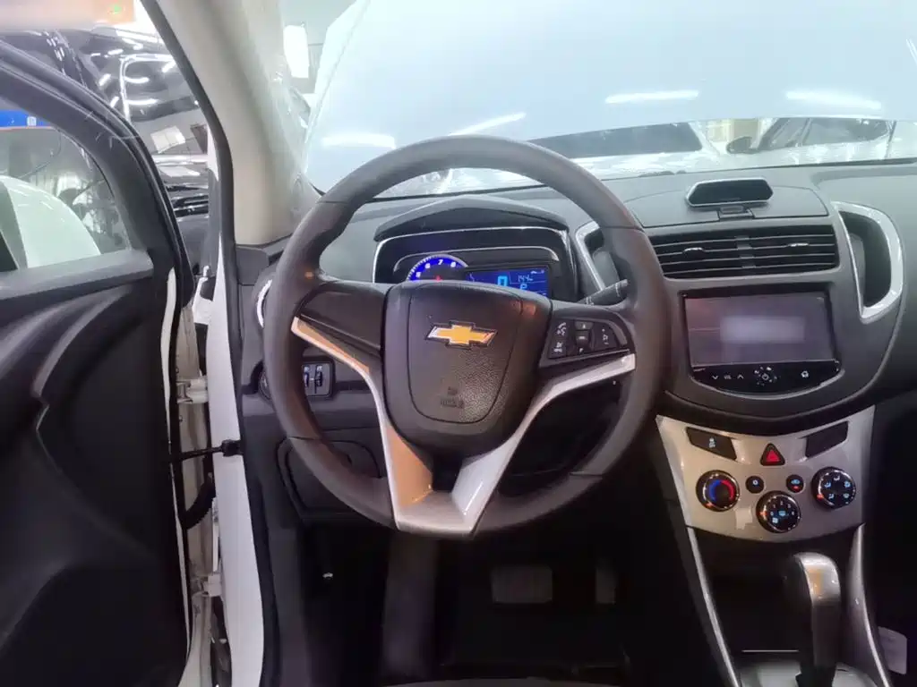 Chevrolet Trax 2014 — фото 11
