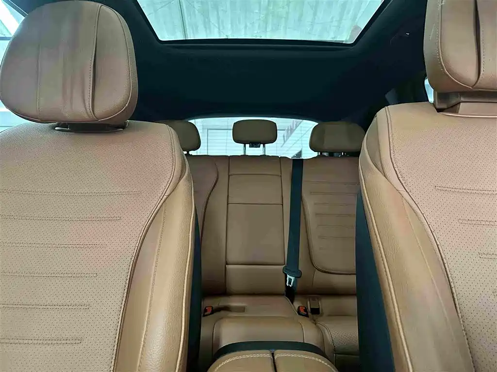 Mercedes-Benz GLC 2023 — фото 13