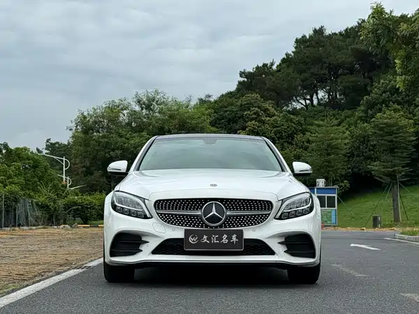 Mercedes-Benz C-Class 2021