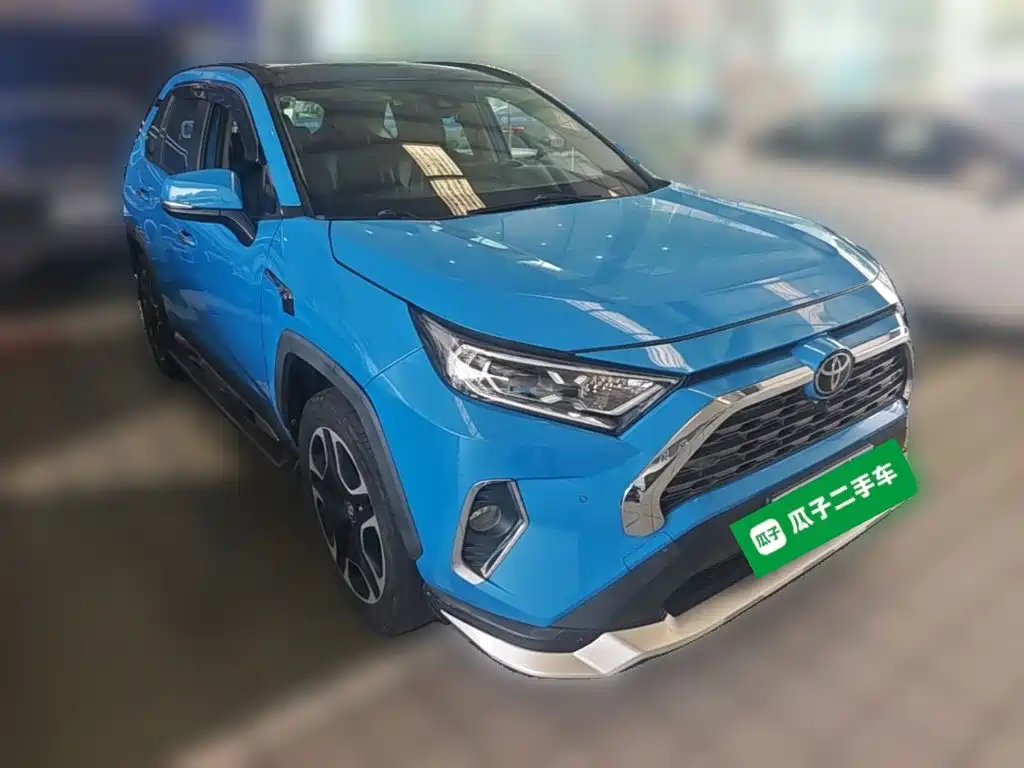Toyota RAV4 2019 — фото 7