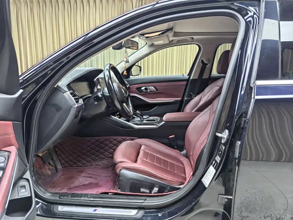 BMW 3 Series 2021