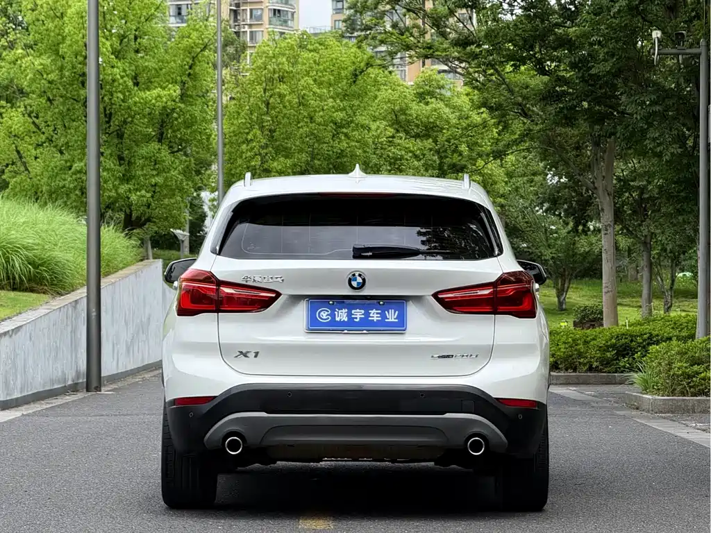 BMW X1 2018 — фото 18
