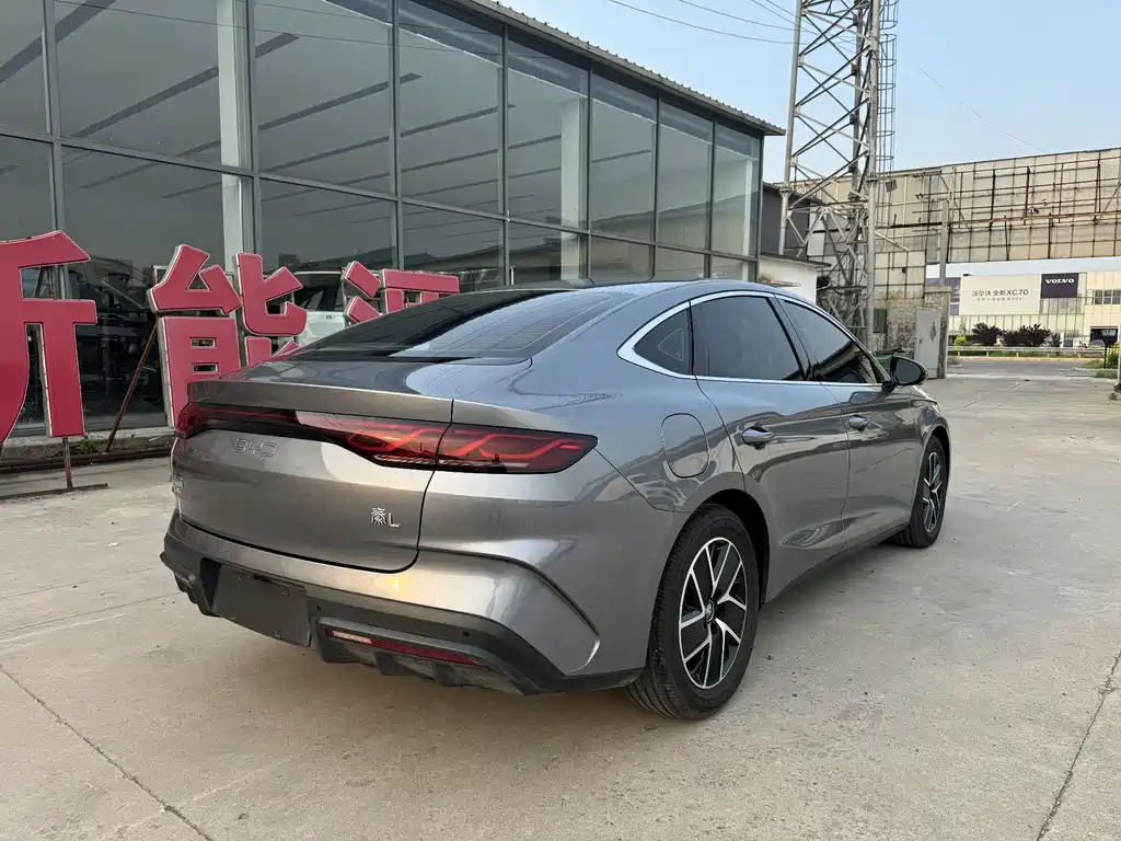 BYD Qin L 2024 — фото 10