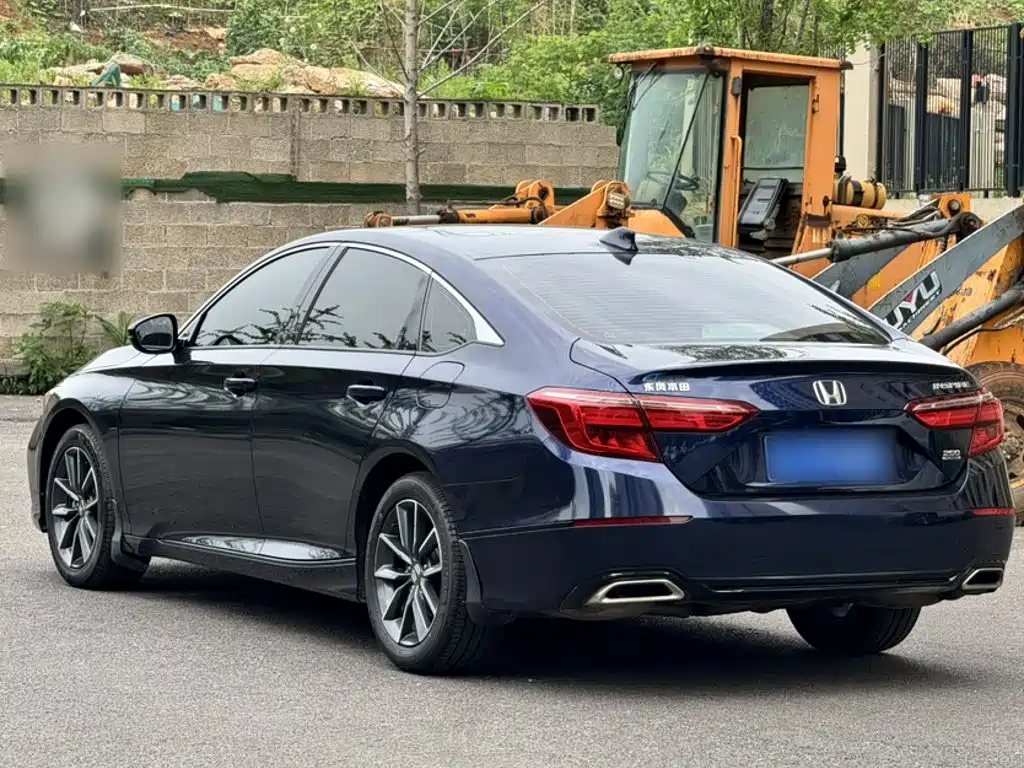 Honda Inspire 2022 — фото 11
