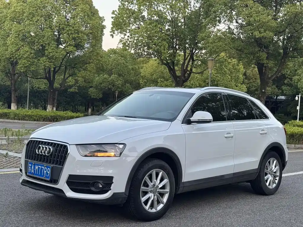 Audi Q3 2015