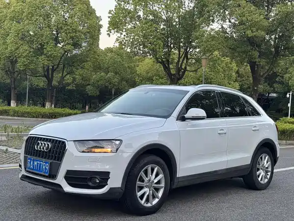 Audi Q3 2015
