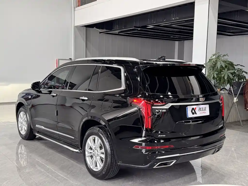 Cadillac XT6 2021 — фото 6