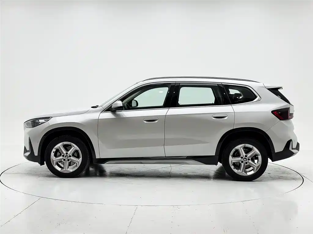 BMW X1 2023 — фото 7