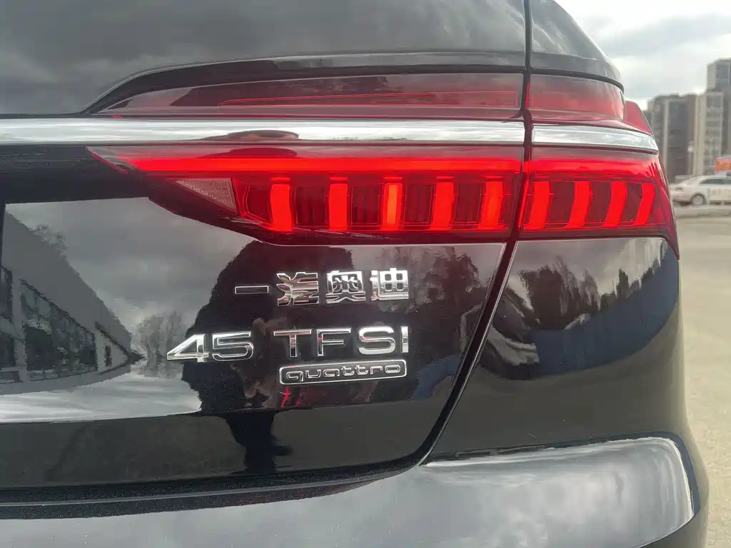 Audi A6L 2023 — фото 14