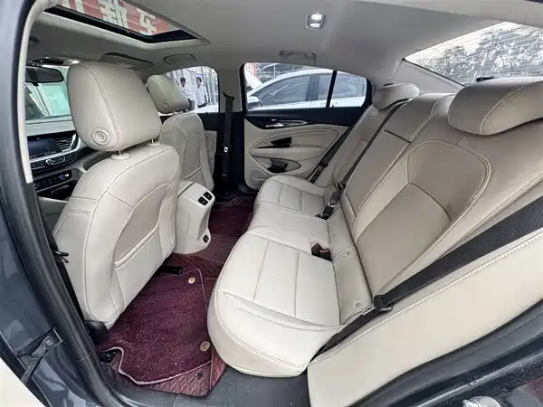 Buick Regal 2021