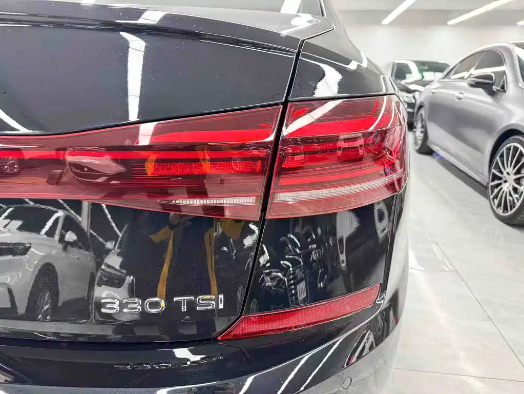 Volkswagen Passat 2023 — фото 23