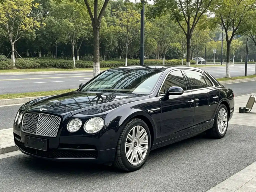 Bentley Flying Spur 2017 — фото 1