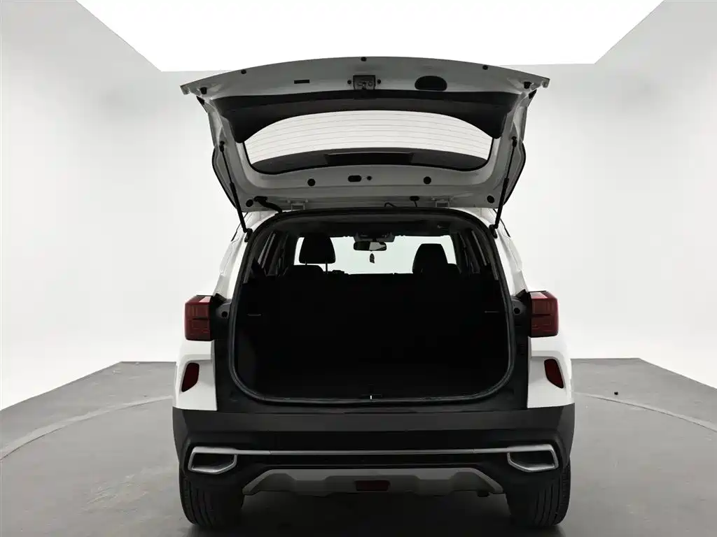 Kia KX3 2020 — фото 14