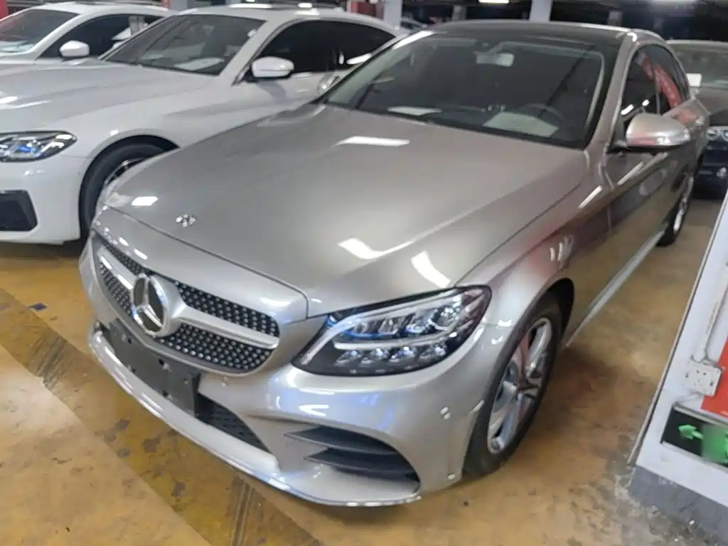 Mercedes-Benz C-Class 2020
