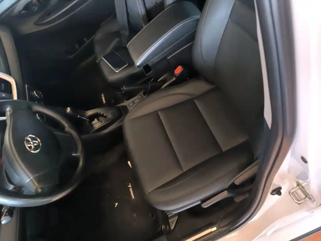 Toyota Yaris L 2019 — фото 11