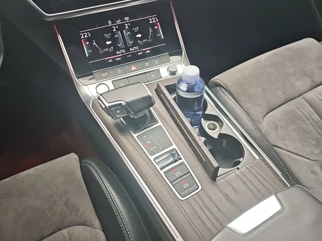 Audi A6L 2020 — фото 14