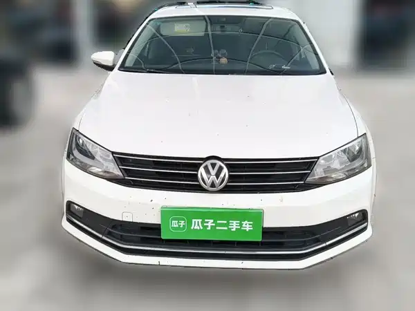 Volkswagen Sagitar 2017