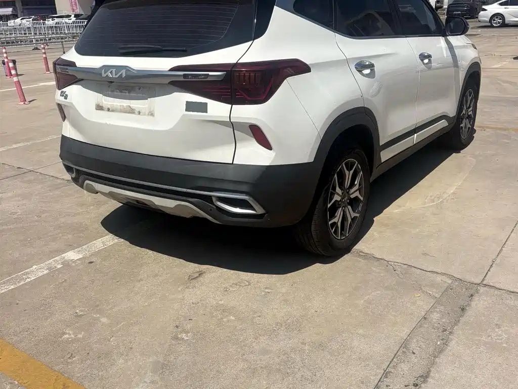 Kia KX3 2022 — фото 4