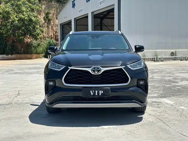 Toyota Highlander 2023