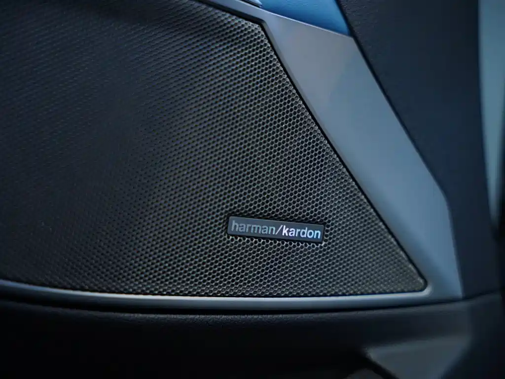 BMW M3 2021 — фото 11