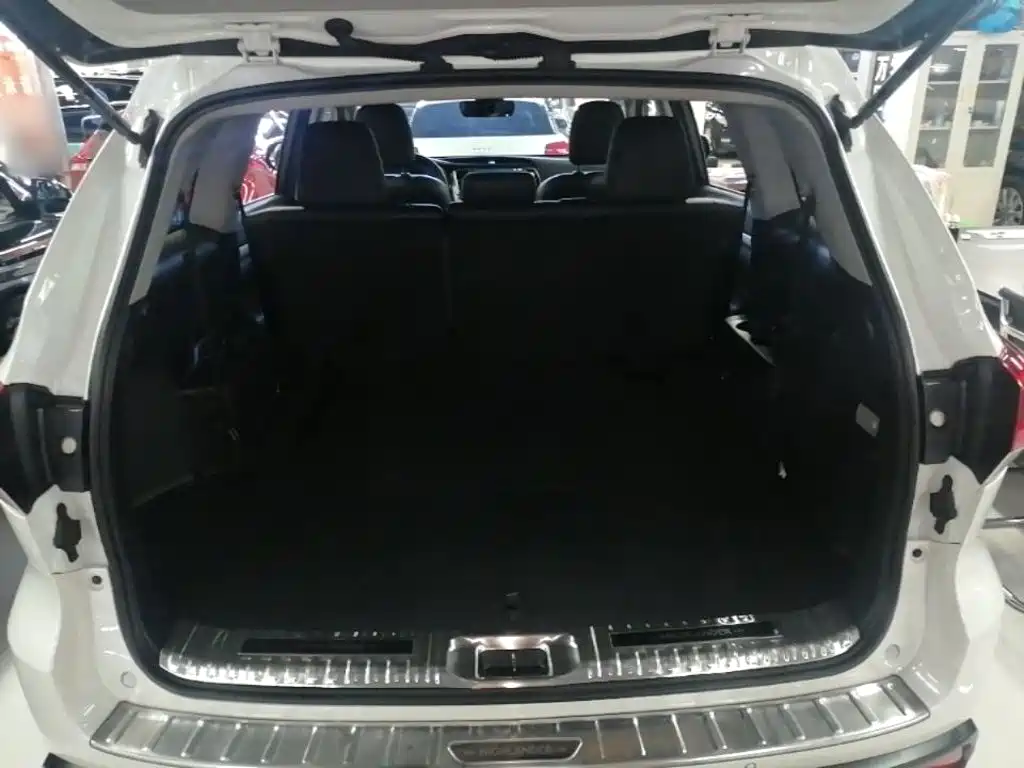 Toyota Highlander 2019 — фото 19