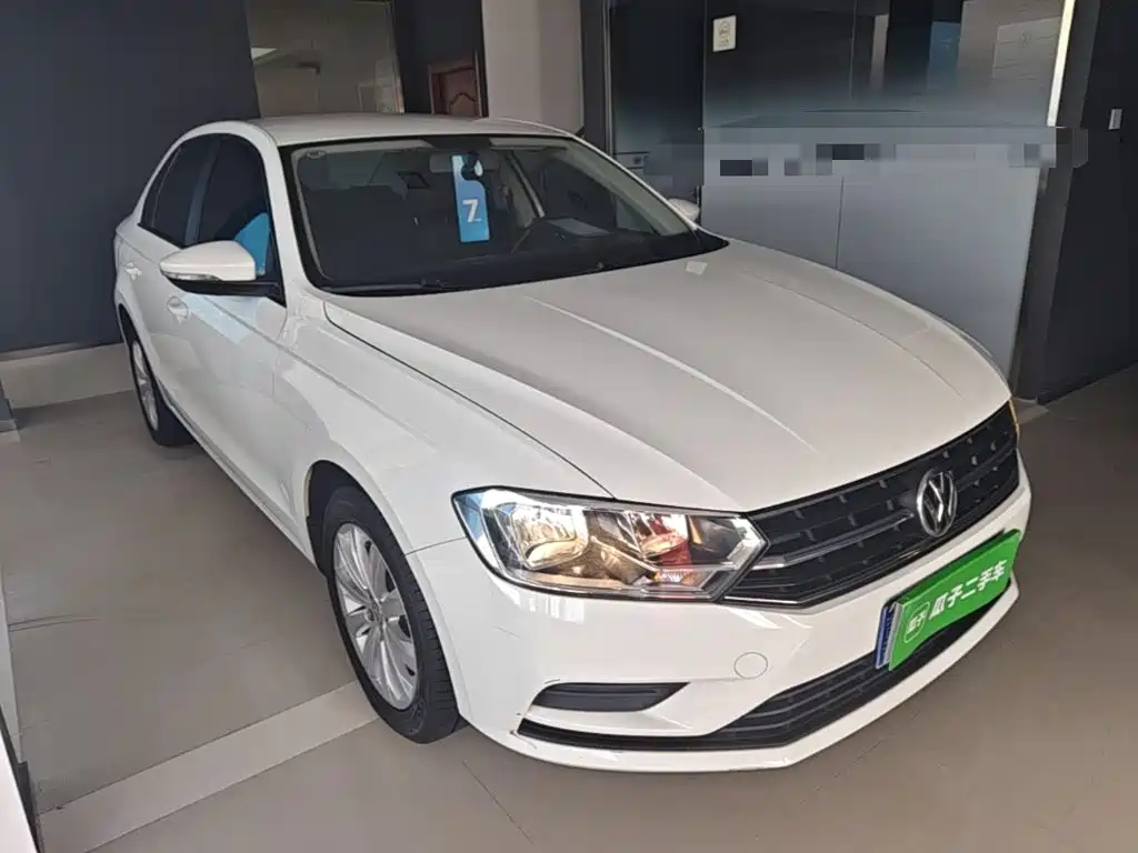 Volkswagen Bora 2023