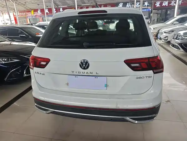 Volkswagen Tiguan L 2023
