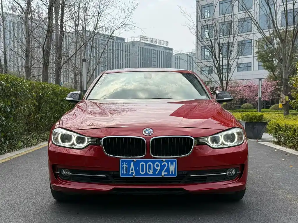 BMW 3 Series 2013 — фото 2