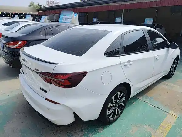Chevrolet Monza 2021