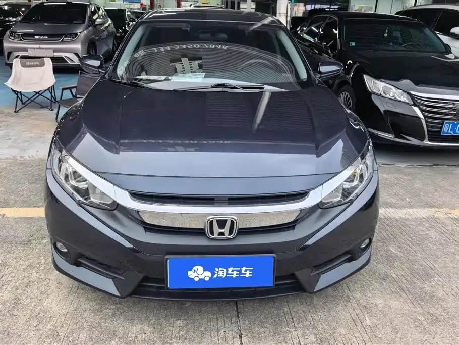 Honda Civic 2019 — фото 2