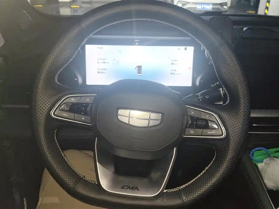 Geely Xingyue L 2025 — фото 15