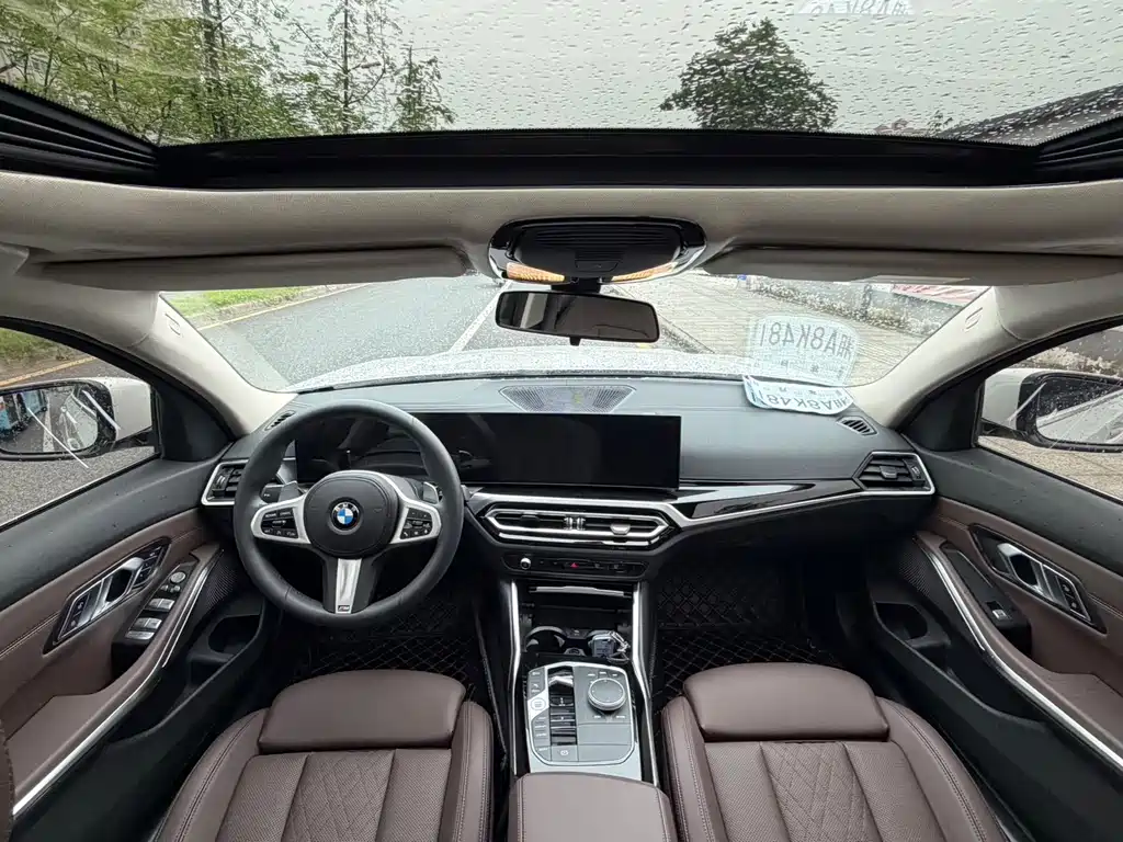 BMW 3 Series 2023 — фото 14