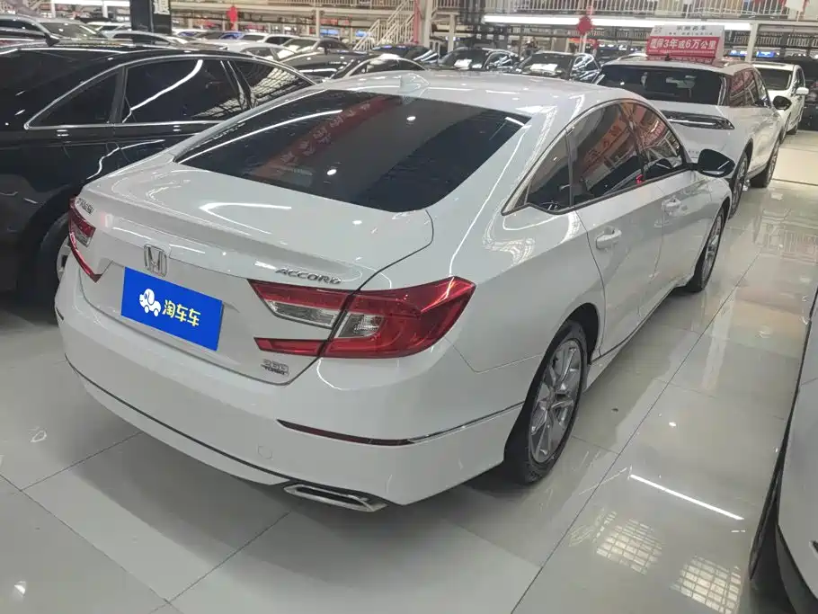Honda Accord 2020 — фото 3