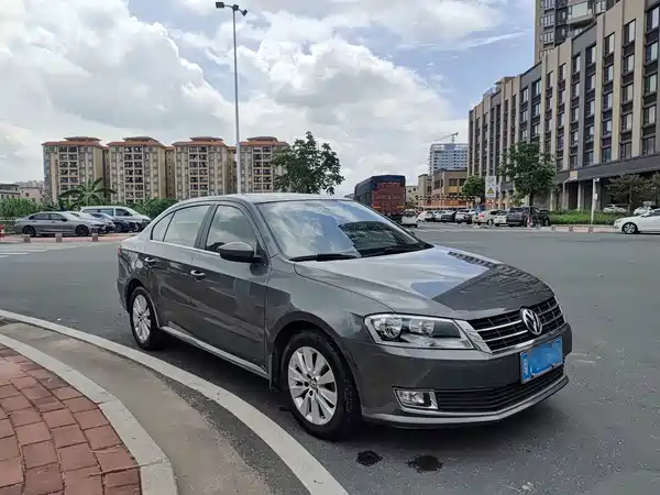 Volkswagen Lavida 2013