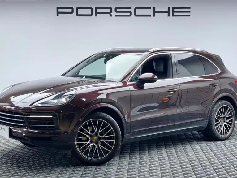 Porsche Cayenne 2019 — фото 1