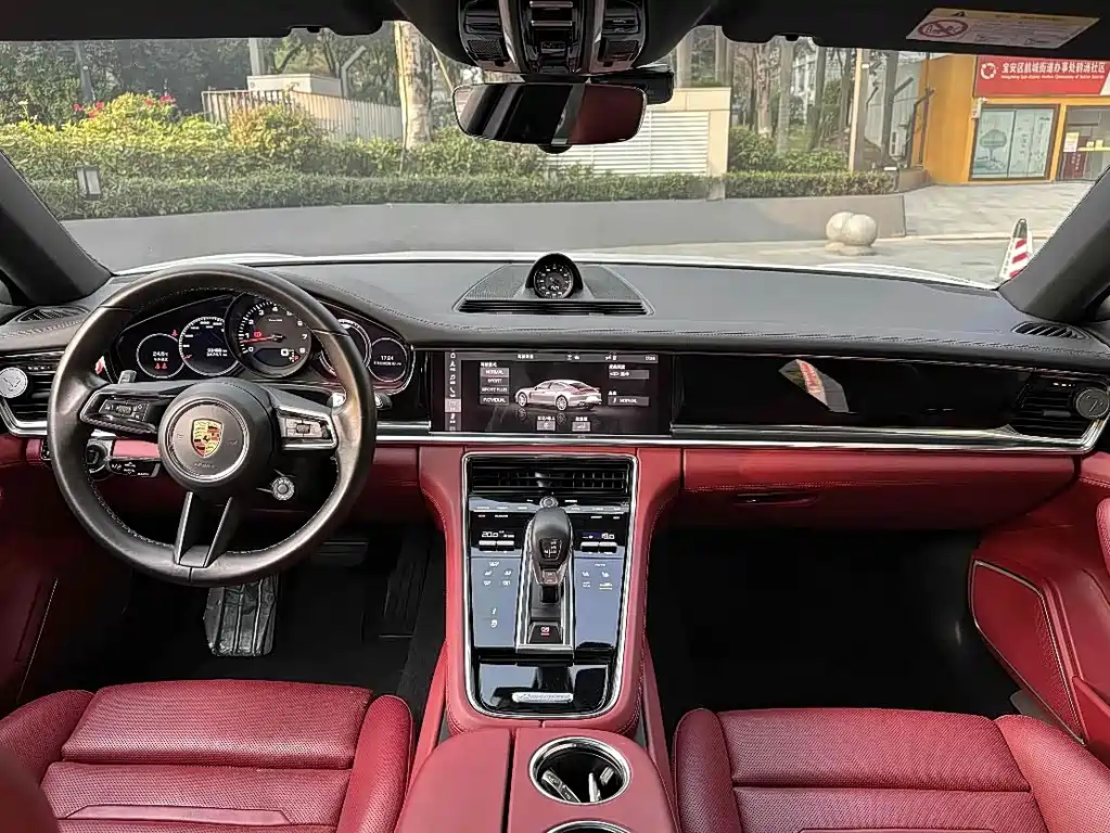 Porsche Panamera 2021 — фото 9