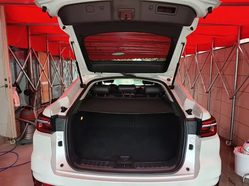 Changan CS85 COUPE 2023 — фото 19