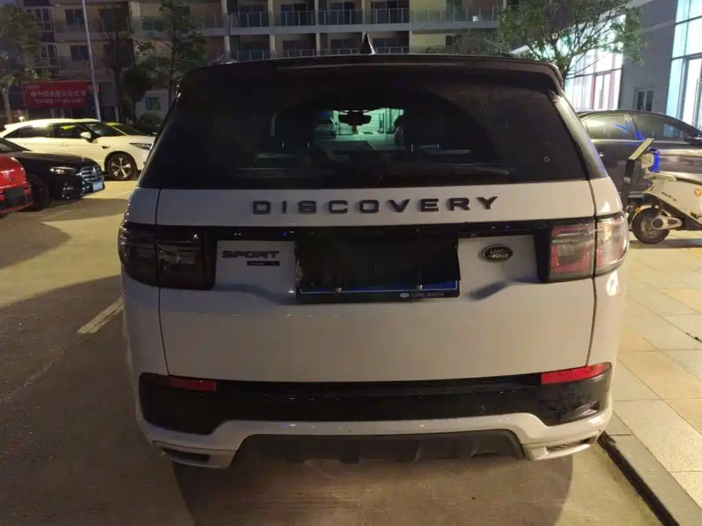 Land Rover Discovery Sport 2020 — фото 9