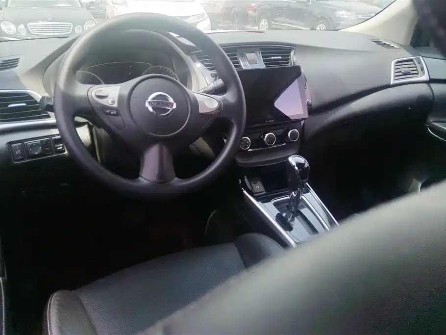 Nissan Sylphy 2017 — фото 12