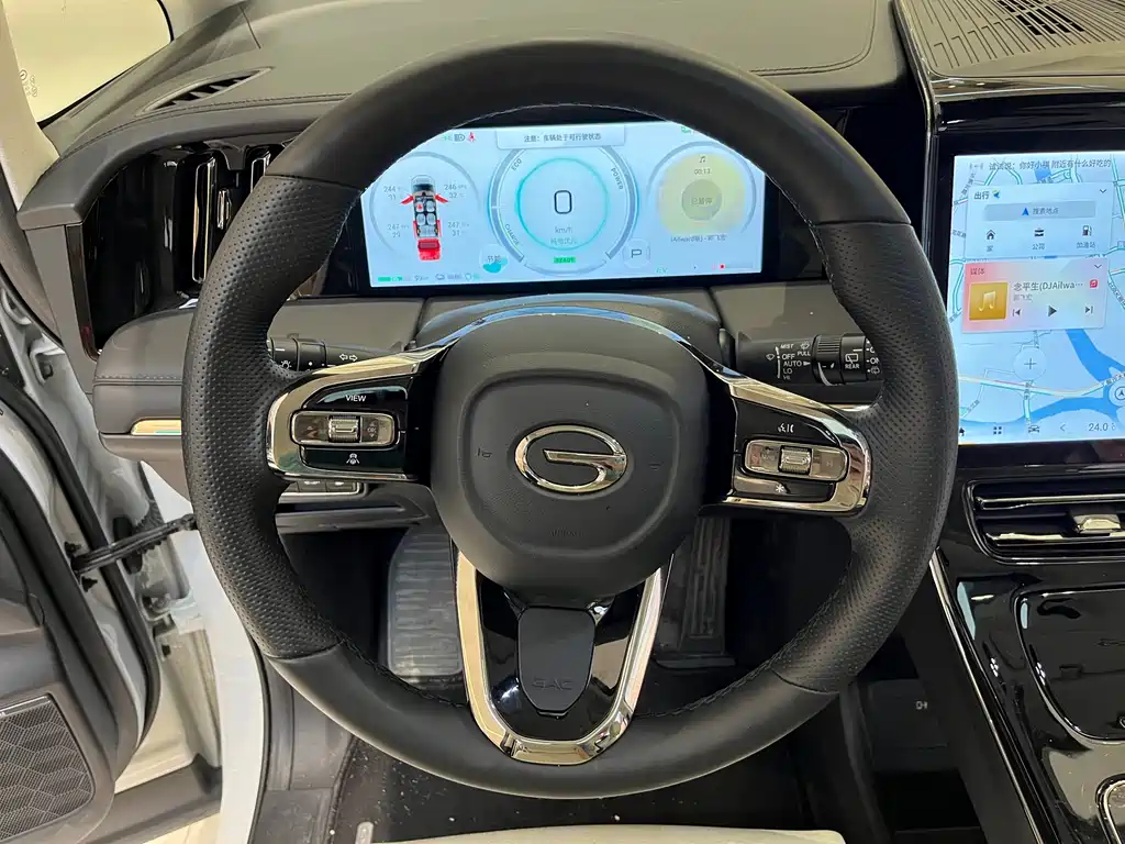 GAC Motor Trumpchi E9 2025 — фото 15